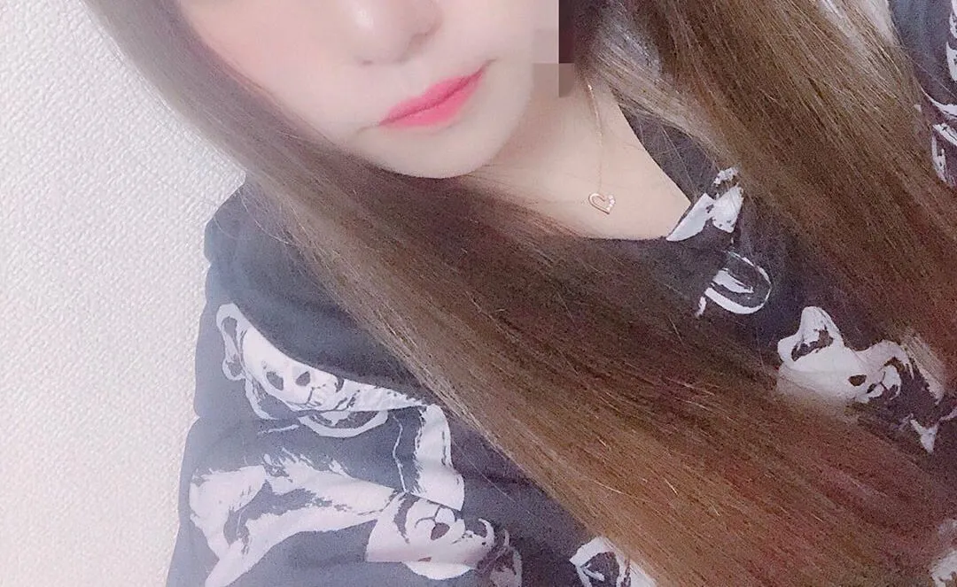 由佳