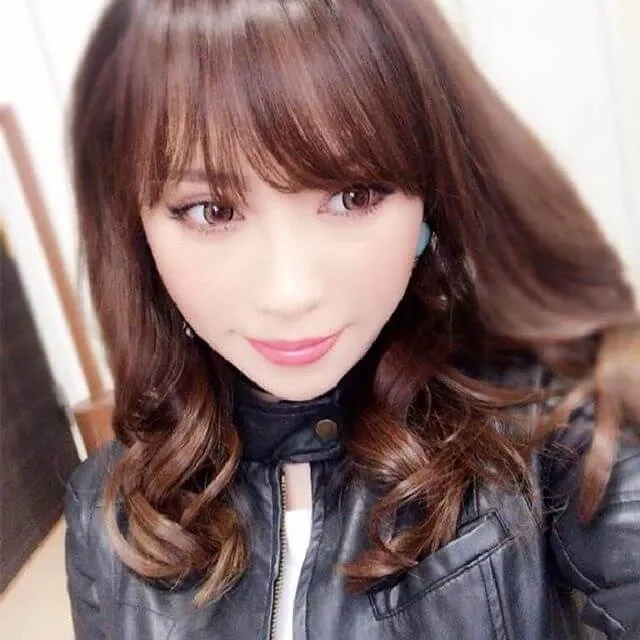 綾乃